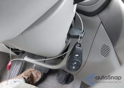 2010 Subaru Forester 2.5X Premium z USA, uszkodzony, nr VIN JF2SH6CC1AH788110